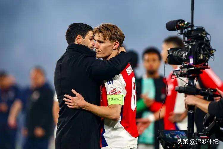 随着阿森纳1-3出局,全场诞生5个不可思议+2个不争事实,还揪出最差