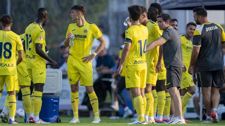 欧冠生死局：比利亚雷亚尔主场硬撼曼城，西甲韧性VS英超霸权谁主沉浮？